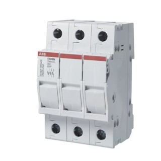 ABB 3-Pole DIN Rail Isolator Switch 690V AC 32A, IP20 Protection 2CSM202063R1801 E 93/32s