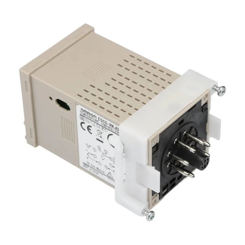Omron Panel Mount PID Temperature Controller 1 Input 1 Output Relay 240V ac On-Off E5CS
