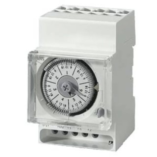 Siemens Analogue SENTRON DIN Rail Time Switch 230V 7LF5301-6