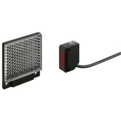 Panasonic Retroreflective Photoelectric Sensor, Block Sensor, 3 m Detection Range, PNP Output, IP67 CX-491-P-Z
