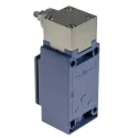 Telemecanique Sensors OsiSense XC Series Roller Lever Limit Switch 1 NO/1 NC IP66 Zinc Alloy Housing 240V AC 3A 
