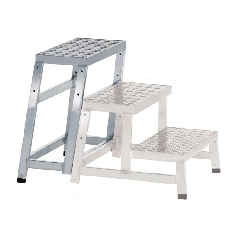 Zarges Aluminium Work Platform 0.6m Height 555mm Width Load Capacity 150kg Model 40263