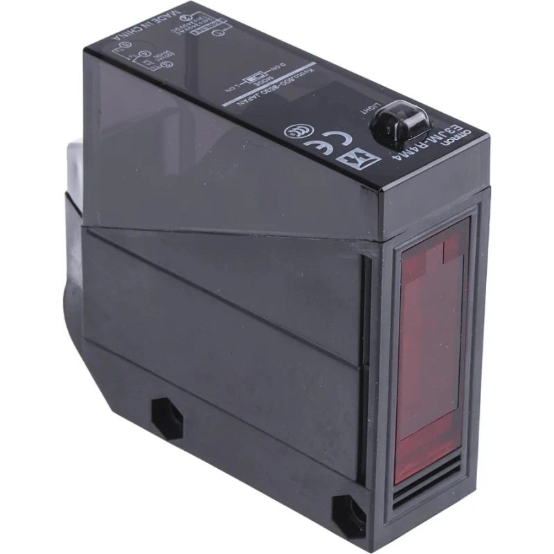 Omron Retroreflective Photoelectric Sensor Block Style Relay Output 4 m Detection Range IP66 E3JM-R4M4