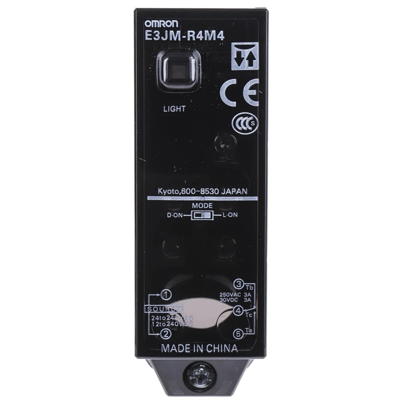 Omron Retroreflective Photoelectric Sensor Block Style Relay Output 4 m Detection Range IP66 E3JM-R4M4