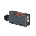 Omron Diffuse Photoelectric Sensor Block Style 100 mm Detection Range PNP Output IP67 E3S-AD88