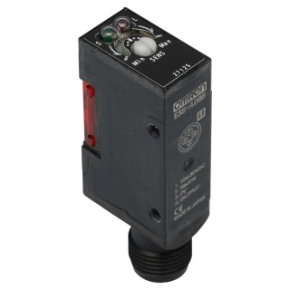 Omron Diffuse Photoelectric Sensor Block Sensor 10 mm to 200 mm Detection Range PNP Output IP67 E3S-AD86