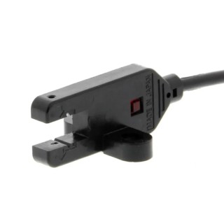 Omron Through Beam Fork Photoelectric Sensor 5 mm Detection Range, NPN Output, IP64, EE-SX872A 2M
