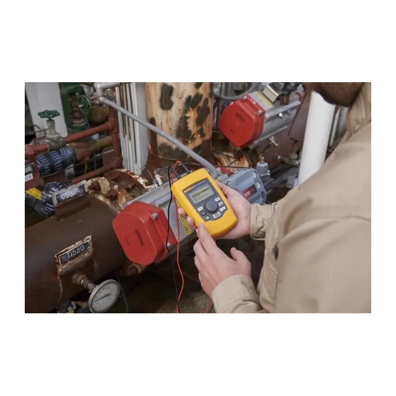 Fluke Loop Calibrator 0.01% Accuracy 1μA Resolution AAA Battery Operated FLUKE-710/APAC