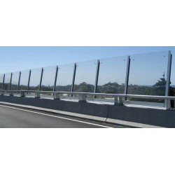 transparent-noise-barrier-5451