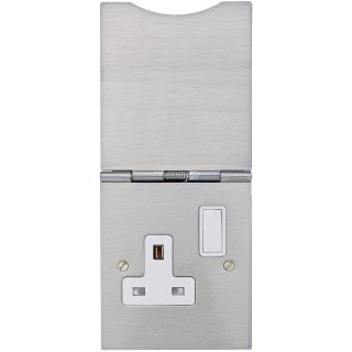 MK Electric 13A Satin Gold, Black, Blue, Brushed Chrome, Grey, White 1 Gang Plug Socket Albany Plus Indoor Type G 740BRC