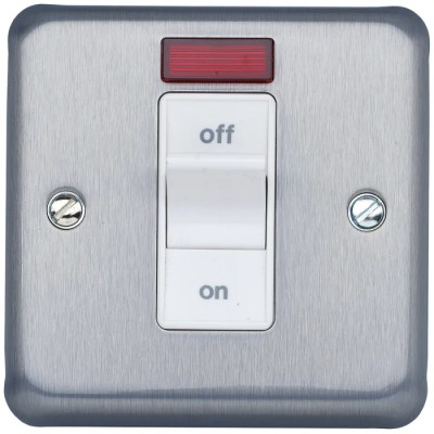 MK Electric 32A 1 Gang Switched Fused Spur BS 1363 Pt 2 K5106BRC