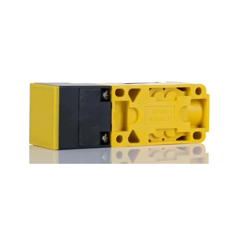 Turck Block Inductive Proximity Sensor M20 x 1.5 Thread Size PNP Output, 30 V DC, 200mA, 20 mm Detection NI20-CP40-AP6X2