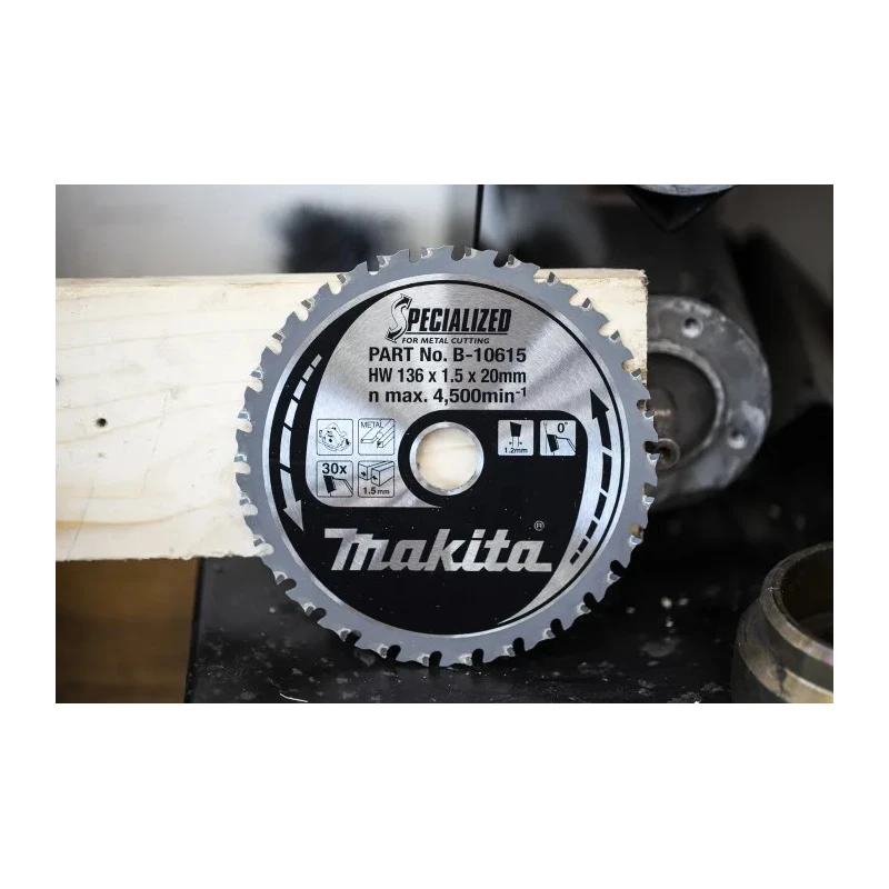 Makita Circular Saw Blade 136mm Diameter 30 Teeth Alternate Top Bevel Steel B-33526