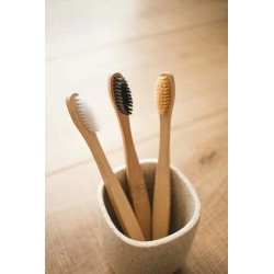 bamboo-toothbrush-with-charcoal-bristles-5524-2