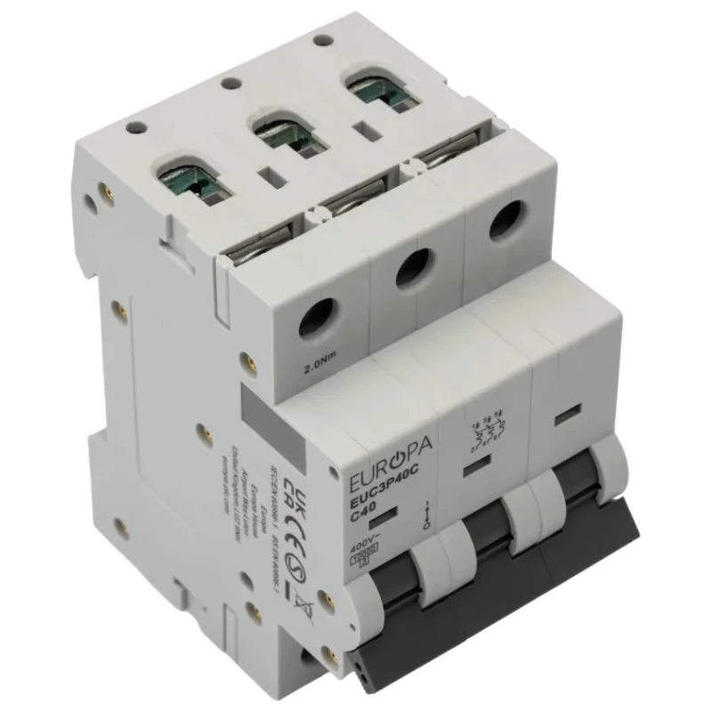 Europa 3-Pole Miniature Circuit Breaker Type C 40A 400V AC 10 kA Breaking Capacity EUC3P