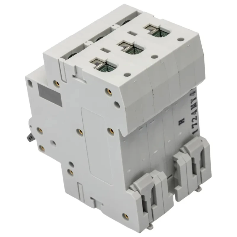 Europa 3-Pole Miniature Circuit Breaker Type C 40A 400V AC 10 kA Breaking Capacity EUC3P