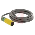Banner Diffuse Photoelectric Sensor, Barrel Style, 300 mm Detection Range, PNP Output, IP69K, LED Light Source, 30V S18SP6DL