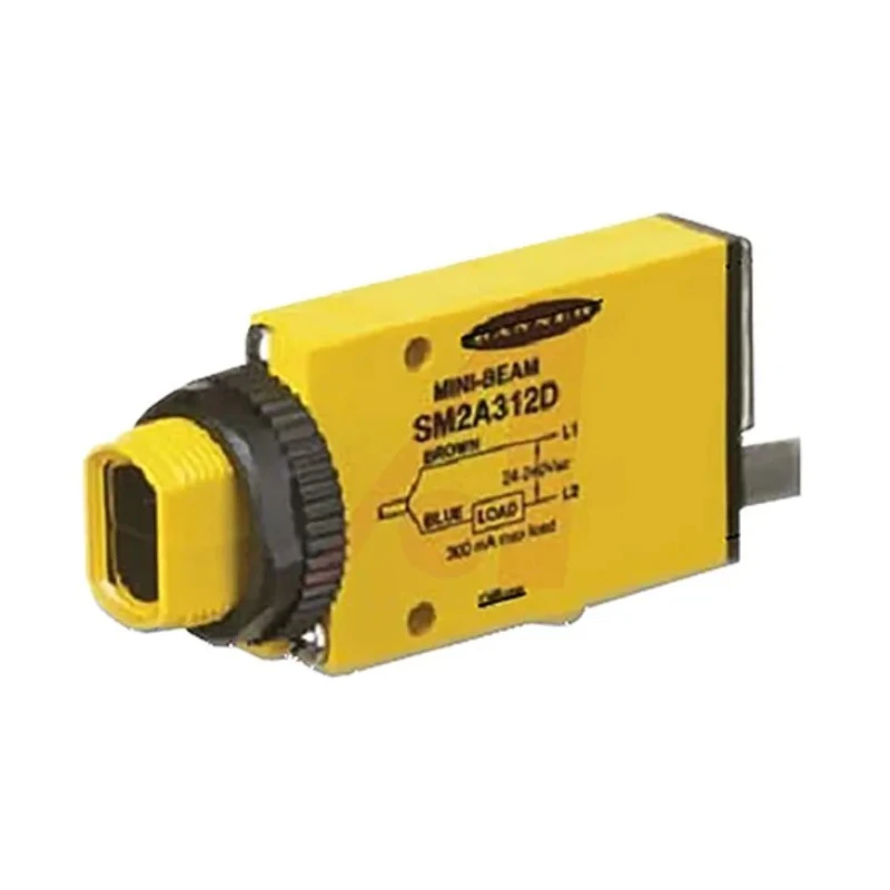 Banner Retroreflective Photoelectric Sensor, Block Style, Detection Range 10 mm to 3 m, NPN/PNP Output, IP67 Rated 