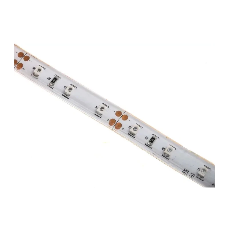 RS PRO 12V Red LED Strip, 4000K Colour Temperature, 5 m Length, 60 LEDs/m, 4.8W per metre 883-7901
