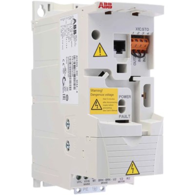ABB Inverter Drive 750 W 3 Phase 400V AC 2.4 A Vector Control Panel Mount ACS355