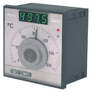 Lumel Panel Mount On-Off Temperature Controller 1 Input, 1 Output Relay 253V ac/dc RE55