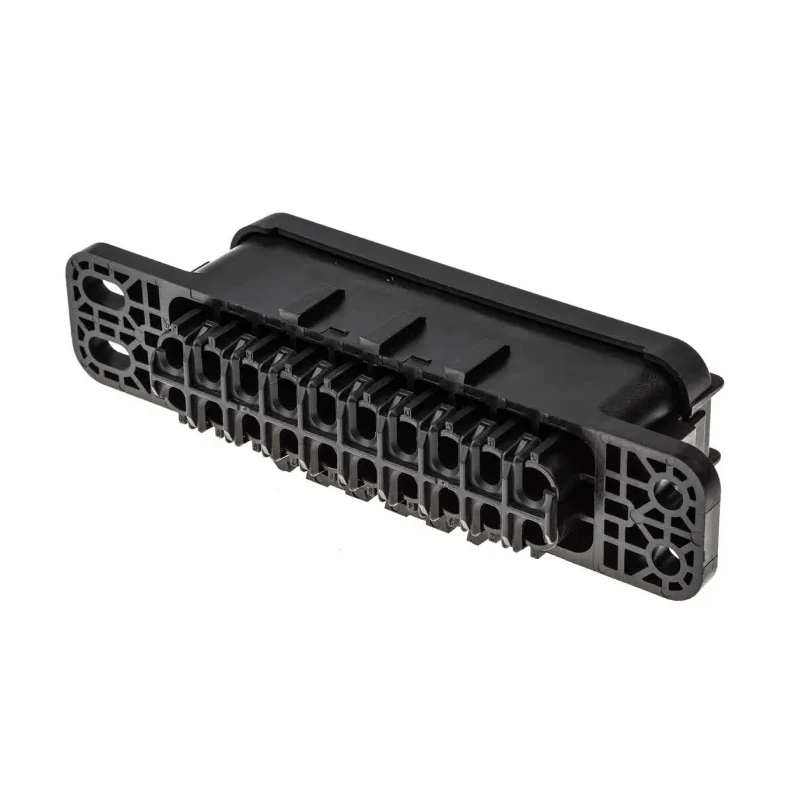 Littelfuse 210A Base Mount Fuse Holder Thermoplastic Body IP67 Sealed Protection PDM61001ZXM