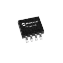 Microchip 32 kB EEPROM 8-Pin SOIC Serial-I2C 1.7V to 5.5V 400kHz 550ns Access Time AT24C32D-SSHM-T