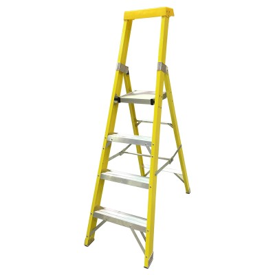 RS PRO Fibreglass 4 Steps Step Ladder 0.94m Platform Height 1.74m Open Length 914-3462