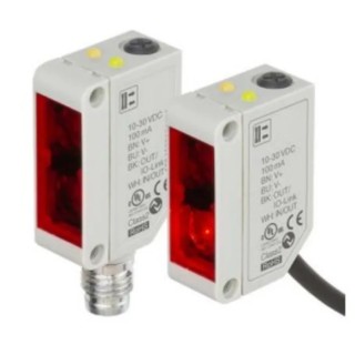 RS PRO Polarised Retro Reflection Photoelectric Sensor Block Style IP67, 1 m Detection Range, NPN/PNP Output IP67