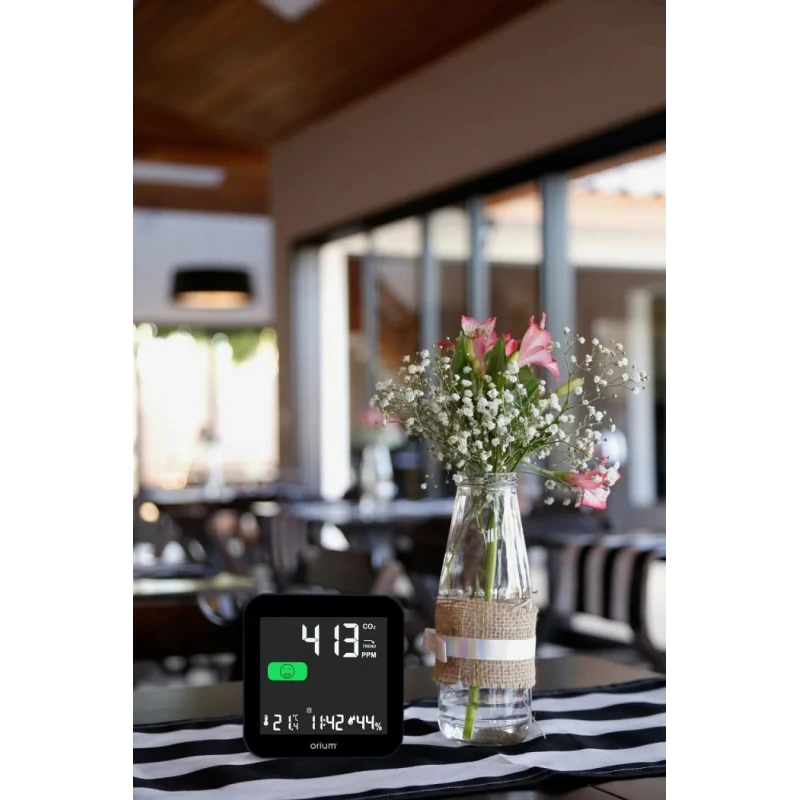 Orium Quaelis 14 CO2 Sensor 50 °C Operating Temperature, 99 %RH Max, Rechargeable Battery USB Powered 11325
