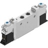 Festo Pneumatic Solenoid Valve Monostable 2 x 3/2 Closed Electric 24V, Pneumatic Port M7, 5 Ports VUVG-L10-T32C-AT-M7-1P3