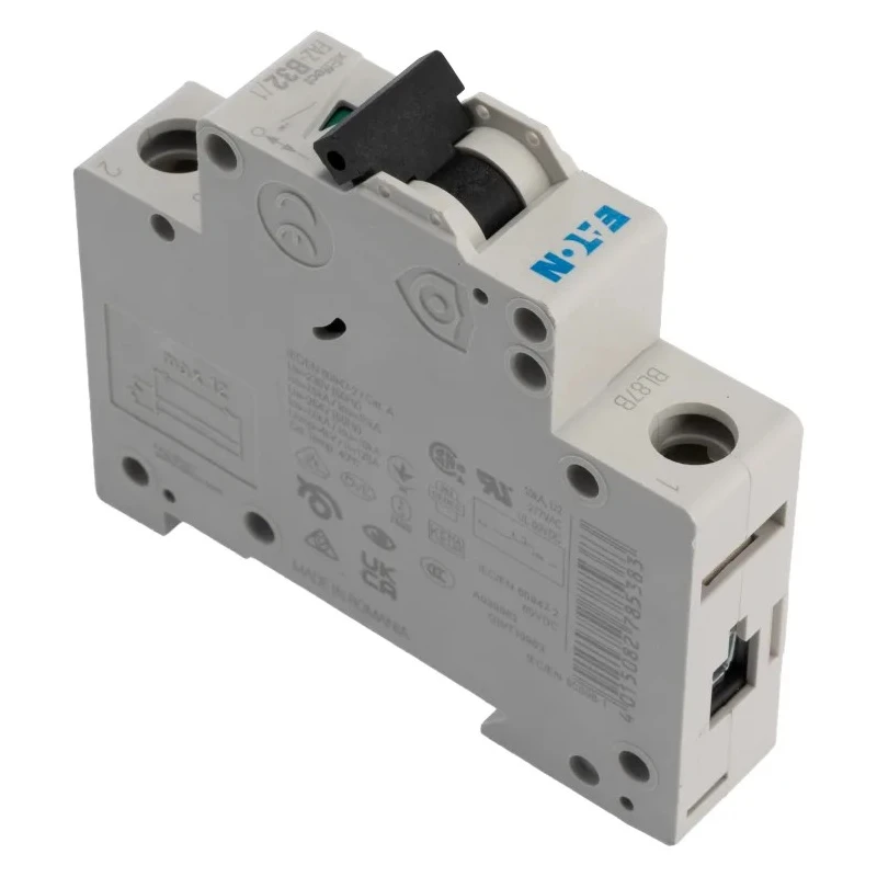Siemens xEffect Miniature Circuit Breaker 1-Pole 32A Type B 240V AC 48V DC 10 kA Breaking Capacity 278538 FAZ-B32/1