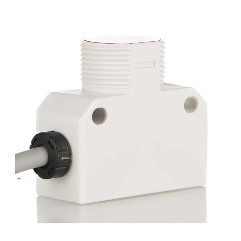 RS PRO Diffuse Reflection Barrel Photoelectric Sensor 0.3 m Detection Range PNP NO/NC Output IP67 IP67