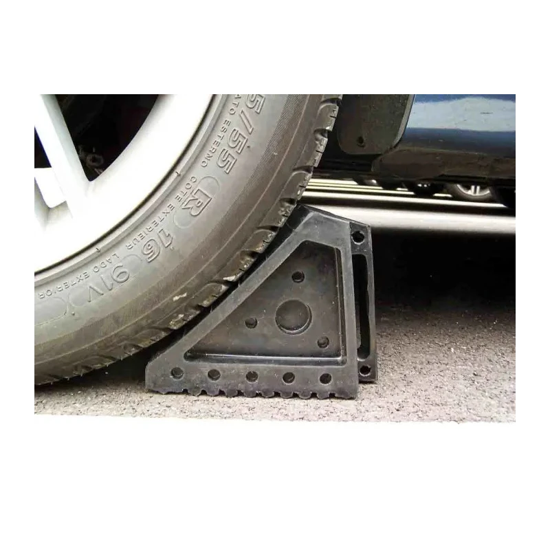RS PRO Rubber Wheel Chock Rubber, Black 175mm x 100mm x 145mm 1.7kg 204-1754