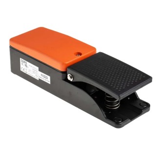 RS PRO Heavy Duty Slow Action Foot Switch SPCO Die Cast Aluminium 10A Contact Current 600 V ac 122-2790