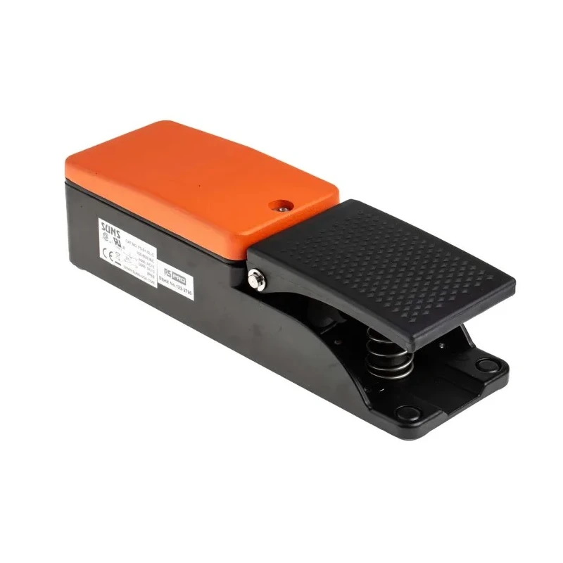 RS PRO Heavy Duty Slow Action Foot Switch SPCO Die Cast Aluminium 10A Contact Current 600 V ac 122-2790