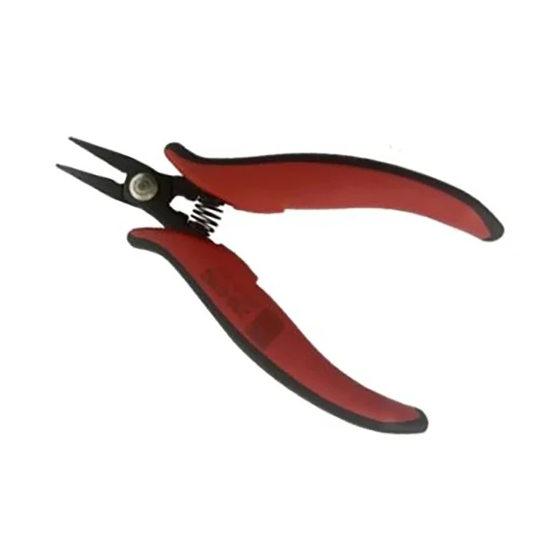RS PRO Flat Nose Plier Carbon Steel Chrome Finish Insulated Handle 146mm Length 12mm Jaw 238-0752