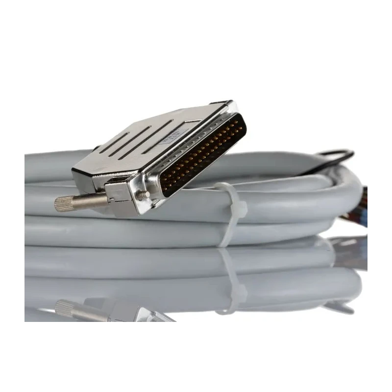 Phoenix Contact Serial Cable Male D-Sub 37-Pin Unterminated 2 m Semi-Rigid Polyvinyl Chloride 2926603