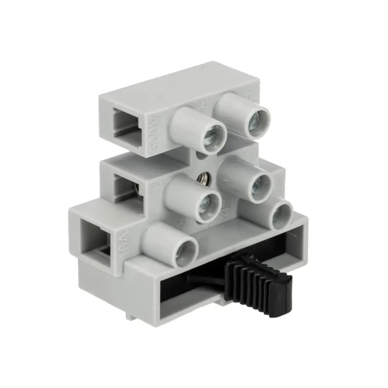 RS PRO Fuse Terminal Block, 3-Way, 10mm² Wire, 16A Screw Mount, Polyamide 66 Housing, Tin Plated Brass Inserts 209-7561