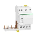 Schneider Electric Residual Current Circuit Breaker 40A, 3-Pole, 30 mA Trip Sensitivity, Type AC, 500A Breaking Acti9