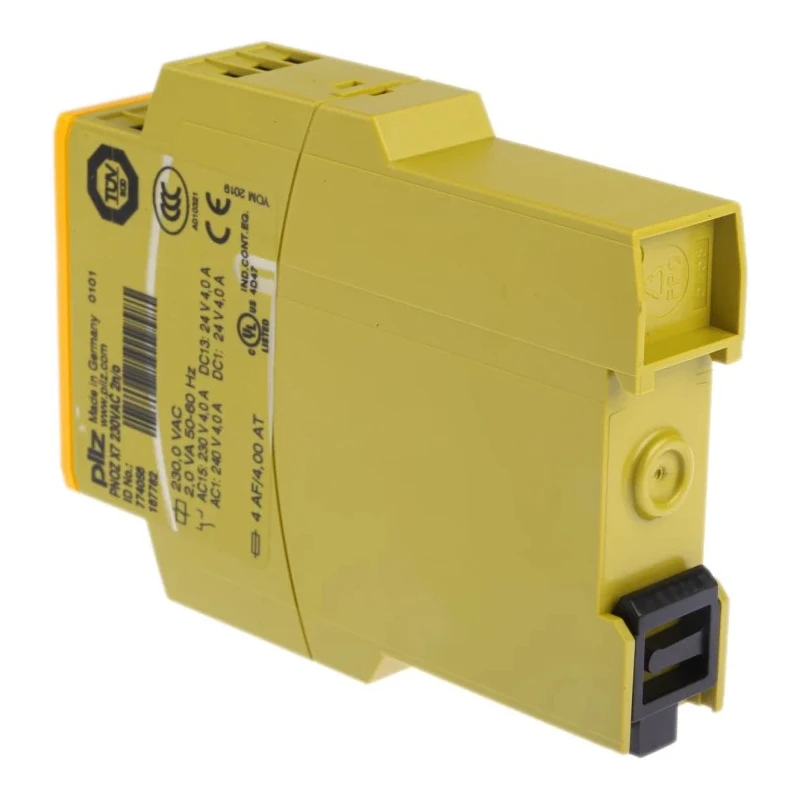 Pilz Safety Relay PNOZ X7, 230V AC, 2 Safety Contacts, 1 Auxiliary Contact, DIN Rail Mount 774056