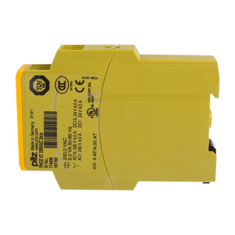 Pilz Safety Relay PNOZ X7, 230V AC, 2 Safety Contacts, 1 Auxiliary Contact, DIN Rail Mount 774056
