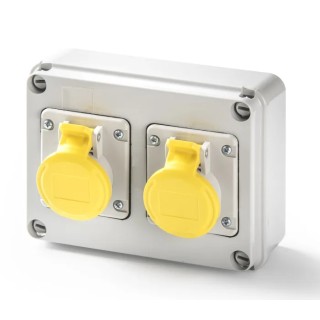 RS PRO Industrial Power Connector Wall Mount 3P 16A 230V IP44 Grey Straight Male RS PRO IP44