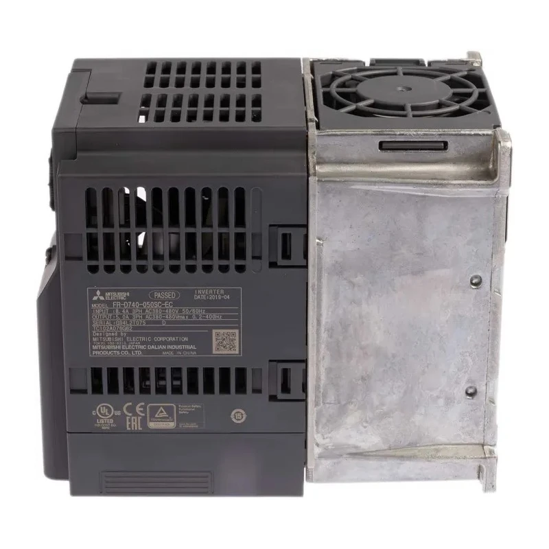 Mitsubishi Electric Inverter Drive 2.2 kW 3 Phase Vector Control Variable Frequency 400V AC 5A FR-D740-050SC-EC