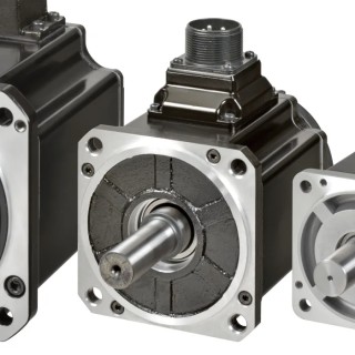Omron 1.5 kW AC Servo Motor, 230V, 3000 RPM, 14.3 Nm Max Output Torque, 19 mm Shaft Diameter R88M-1L1K530H-S2
