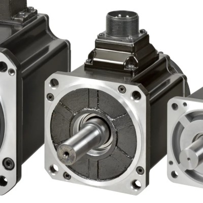 Omron 1.5 kW AC Servo Motor, 230V, 3000 RPM, 14.3 Nm Max Output Torque, 19 mm Shaft Diameter R88M-1L1K530H-S2