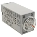 Omron DIN Rail Timer Relay 2-Contact, Multifunction, 24 V DC/AC, 0.1 s to 10 min Interval, DPDT Switch H3YN