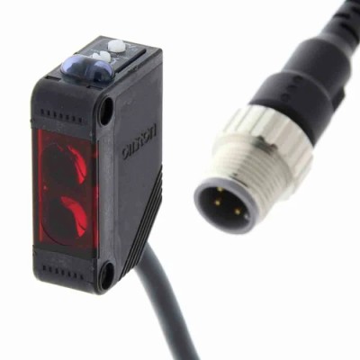 Omron Retroreflective Photoelectric Sensor Block Style 100 mm Detection Range PNP Output E3Z-R81-M1TJ-IL2 0.3M
