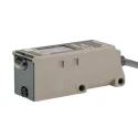 Omron Through Beam Photoelectric Sensor, Square Sensor, 30 m Detection Range, NPN/PNP Output, IP67 Protection 
