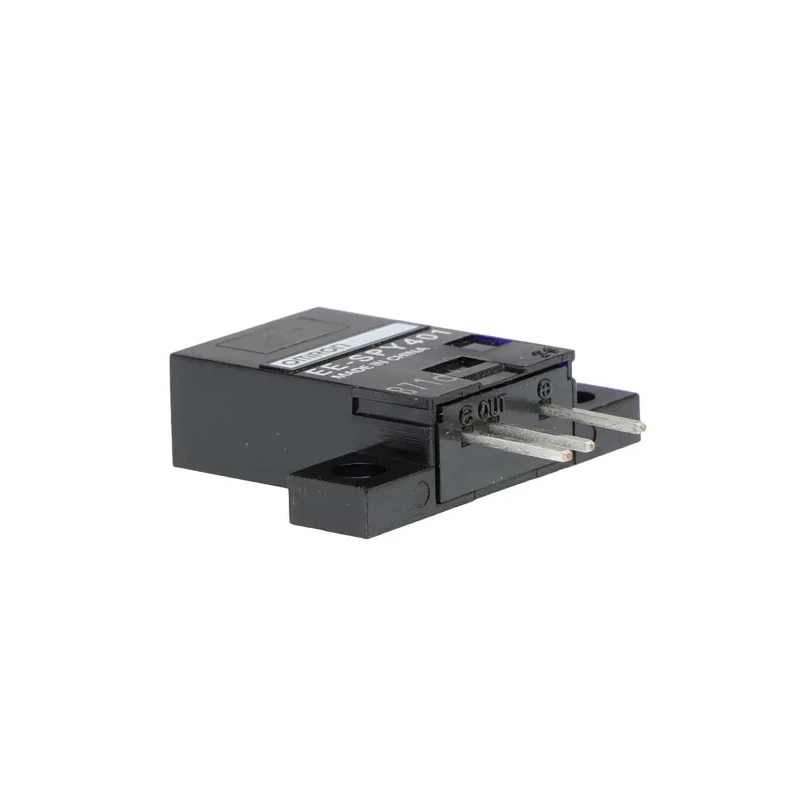 Omron Retroreflective Photoelectric Sensor Block Style 5 mm Detection Range NPN Output 24V DC IP50 EE-SPY401